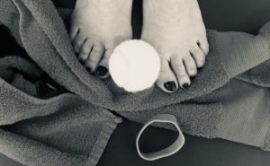 KORISTI PILATES VAJ ZA STOPALA